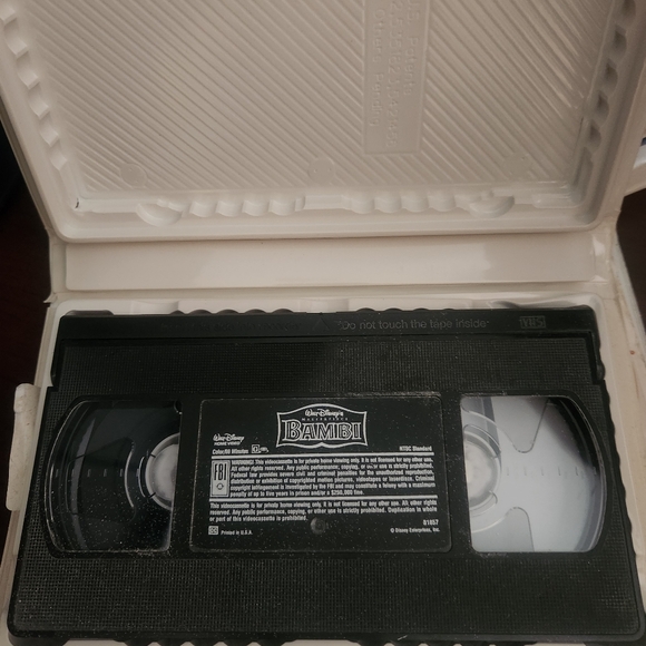 Vintage Disney VHS bundle of 6 - Picture 6 of 9